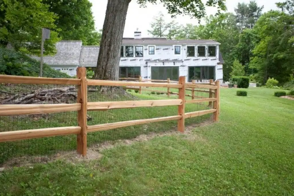 split raic fence with wire mesh denham springs
